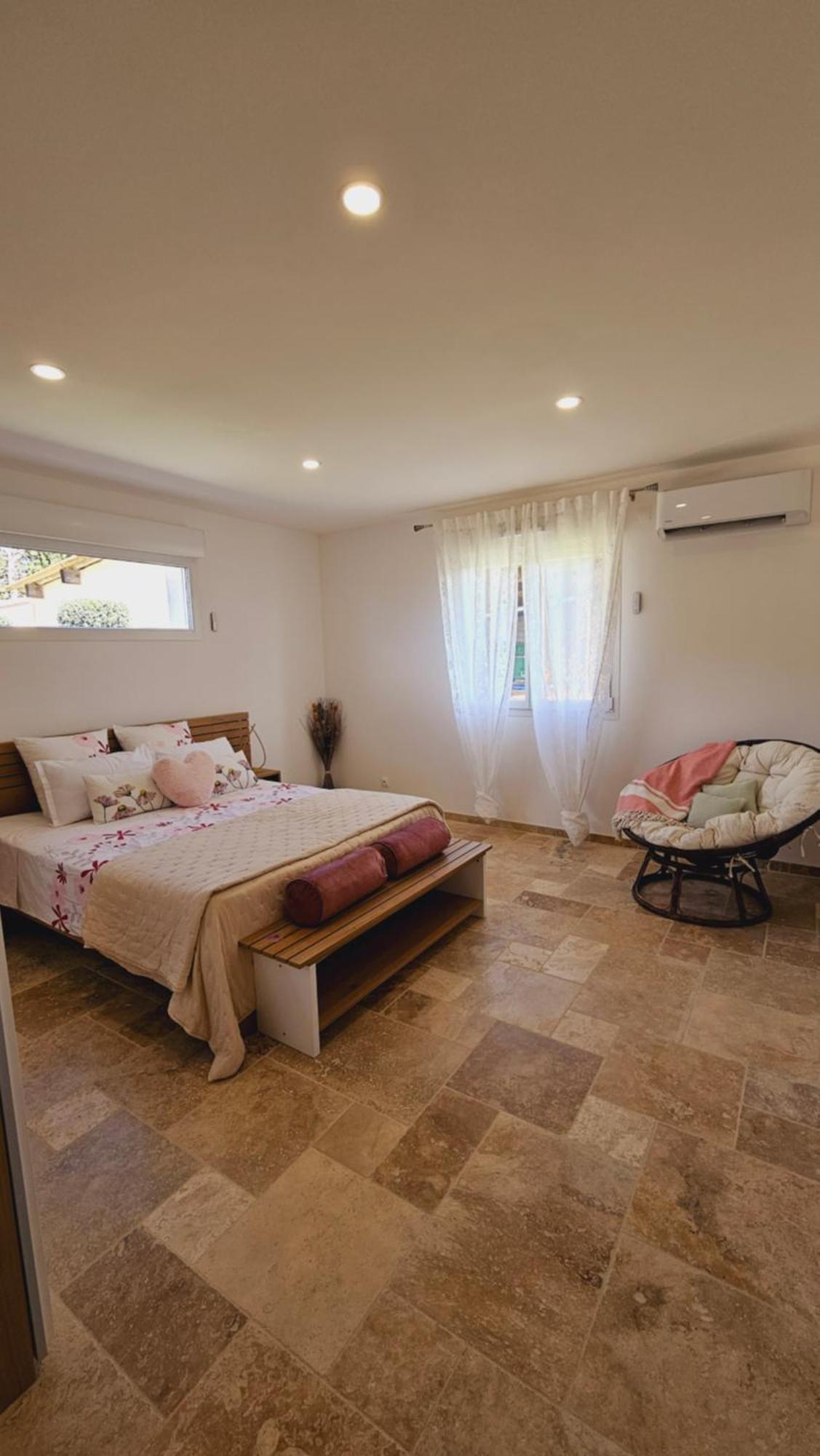 Holiday home Pissenlit Prairie En Provence *